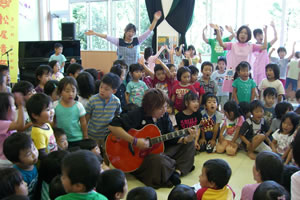 幼稚園ライブイメージ画像